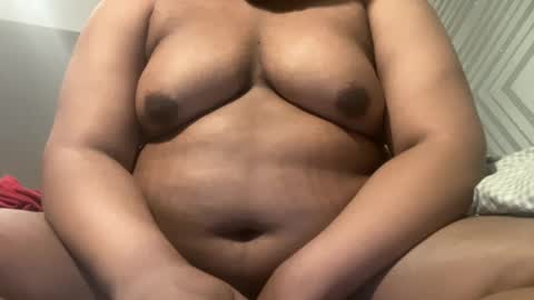 Snapshot of bigtits21111 chatting on 03/08/25, 01:06 bigtits21111 online show from 03/08/25, 01:06