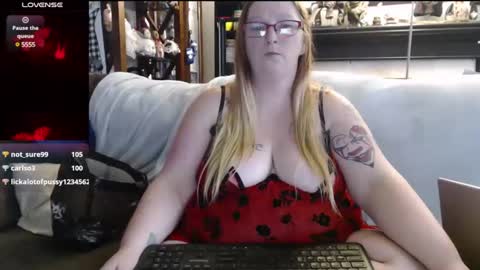 Kim online show from 12/30/24, 07:04