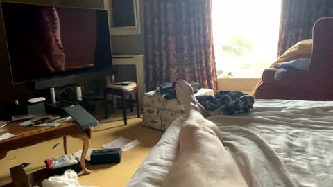 Snapshot of bigukphallus chatting on 12/16/24, 02:05 bigukphallus online show from 12/16/24, 02:05