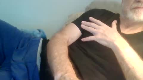 Snapshot of bigwebone chatting on 12/10/24, 05:33 Bigwebone online show from 12/10/24, 05:33