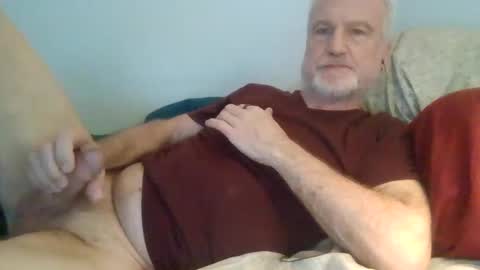 Snapshot of bigwebone chatting on 02/08/25, 06:55 Bigwebone online show from 02/08/25, 06:55