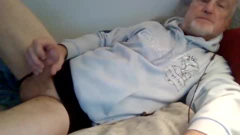 Snapshot of bigwebone chatting on 02/11/25, 08:10 Bigwebone online show from 02/11/25, 08:10