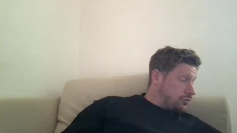 Big white cock online show from 01/23/25, 02:39