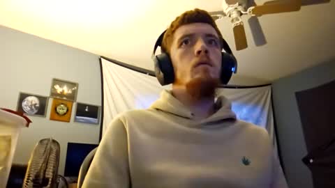 Snapshot of bigwhited2115 chatting on 12/13/24, 01:59 Onlyfans redheadedwhitedick online show from 12/13/24, 01:59