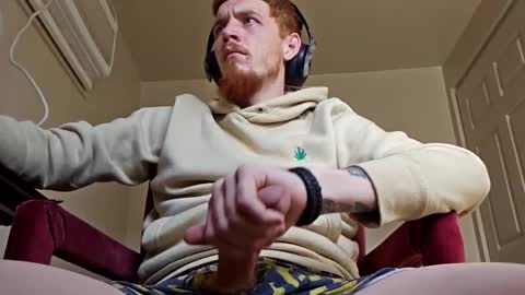 Snapshot of bigwhited2115 chatting on 02/03/25, 08:13 Onlyfans redheadedwhitedick online show from 02/03/25, 08:13