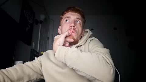 Snapshot of bigwhited2115 chatting on 10/24/25, 06:54 Onlyfans redheadedwhitedick online show from 10/24/25, 06:54