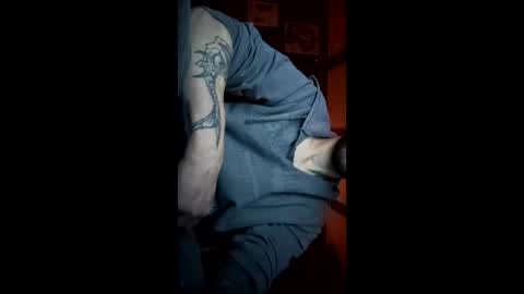 Snapshot of bigwytecock1979 chatting on 12/17/24, 06:02 bigwytecock1979 online show from 12/17/24, 06:02