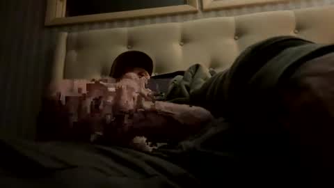 Snapshot of bigwytecock1979 chatting on 11/05/25, 06:02 bigwytecock1979 online show from 11/05/25, 06:02