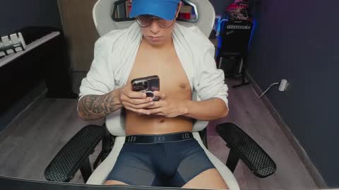 bigxboy96 online show from 01/05/25, 07:17