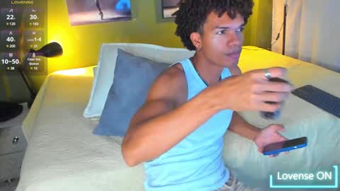 Snapshot of bigxxo chatting on 02/08/25, 02:47 bigxxo online show from 02/08/25, 02:47