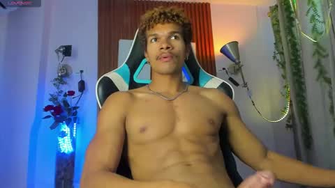 Snapshot of bigxxo chatting on 03/16/26, 05:44 bigxxo online show from 03/16/26, 05:44