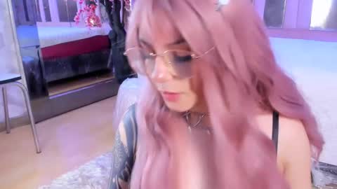 Snapshot of biizzy_noar chatting on 09/20/25, 10:22 Biizzy online show from 09/20/25, 10:22