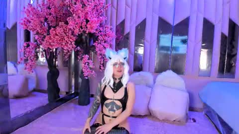 Snapshot of biizzy_noar chatting on 10/18/25, 08:42 Biizzy online show from 10/18/25, 08:42