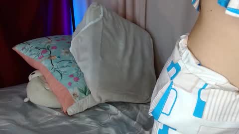 Snapshot of biki_sensual chatting on 03/19/26, 01:42 hi soy natural girl biki online show from 03/19/26, 01:42