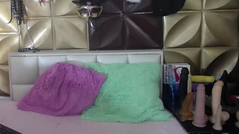 Snapshot of biky_hot chatting on 03/02/25, 10:27 Biky Hot online show from 03/02/25, 10:27