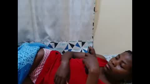 Snapshot of bilia_ebony chatting on 01/29/25, 04:15 Bilia online show from 01/29/25, 04:15
