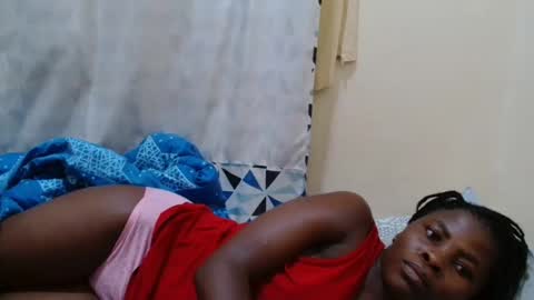 Snapshot of bilia_ebony chatting on 01/30/25, 06:13 Bilia online show from 01/30/25, 06:13
