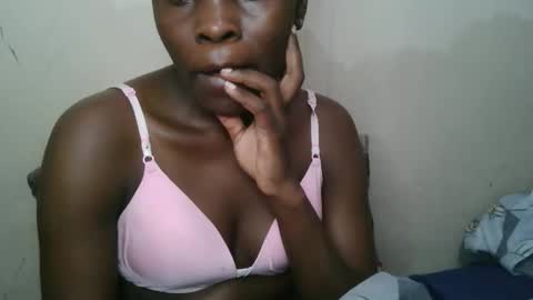 Snapshot of bilia_ebony chatting on 06/05/26, 02:29 Bilia online show from 06/05/26, 02:29