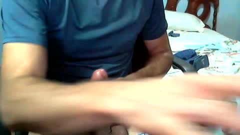 Snapshot of bilie69 chatting on 09/17/25, 02:13 bilie online show from 09/17/25, 02:13