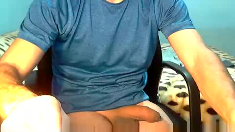 Snapshot of bilie69 chatting on 12/16/25, 10:59 bilie online show from 12/16/25, 10:59