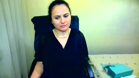 Snapshot of bililay chatting on 04/24/26, 09:17 DOM NIKA online show from 04/24/26, 09:17
