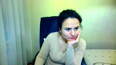 Snapshot of bililay chatting on 05/15/26, 12:06 DOM NIKA online show from 05/15/26, 12:06