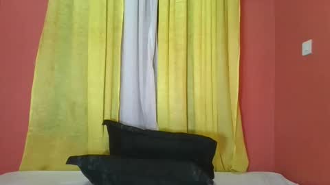 Snapshot of bilion_ass chatting on 02/11/25, 06:33 TREZAH online show from 02/11/25, 06:33