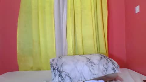 Snapshot of bilion_ass chatting on 03/08/25, 12:09 TREZAH online show from 03/08/25, 12:09