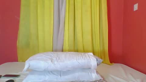 Snapshot of bilion_ass chatting on 03/11/25, 10:31 TREZAH online show from 03/11/25, 10:31