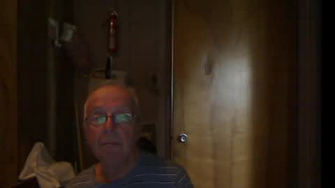 Snapshot of bill_25061 chatting on 07/13/26, 04:21 bill_25061 online show from 07/13/26, 04:21