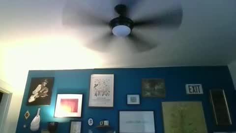 Snapshot of billjames55 chatting on 04/02/26, 04:15 billjames55 online show from 04/02/26, 04:15