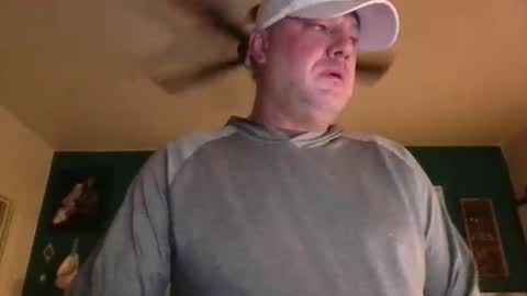 Snapshot of billjames55 chatting on 04/10/26, 09:14 billjames55 online show from 04/10/26, 09:14