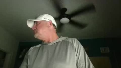 Snapshot of billjames55 chatting on 04/10/26, 11:53 billjames55 online show from 04/10/26, 11:53