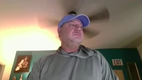Snapshot of billjames55 chatting on 04/14/26, 10:05 billjames55 online show from 04/14/26, 10:05