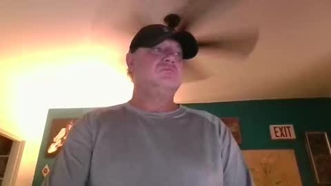 Snapshot of billjames55 chatting on 04/17/26, 10:24 billjames55 online show from 04/17/26, 10:24