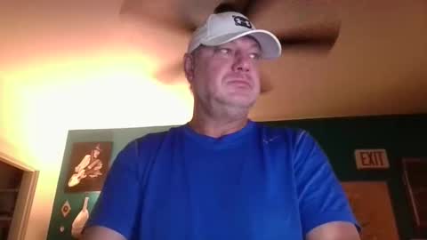 Snapshot of billjames55 chatting on 04/25/26, 09:23 billjames55 online show from 04/25/26, 09:23