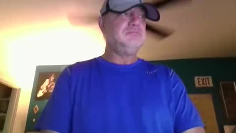 Snapshot of billjames55 chatting on 04/26/26, 02:37 billjames55 online show from 04/26/26, 02:37