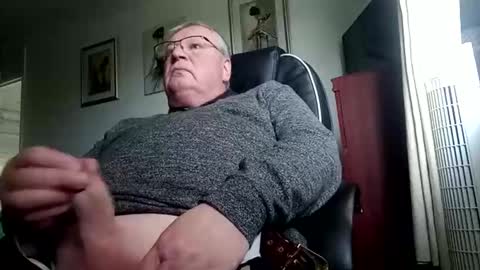 Snapshot of billlllllyb chatting on 04/02/26, 12:47 billlllllyb online show from 04/02/26, 12:47