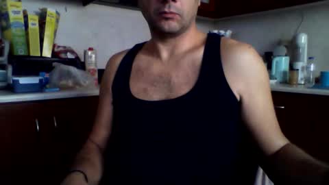 Snapshot of billos26 chatting on 11/13/25, 08:13 billys greece online show from 11/13/25, 08:13