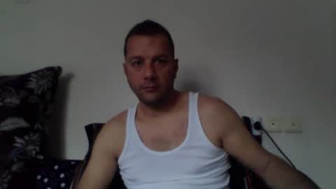 Snapshot of billos26 chatting on 04/22/26, 06:38 billys greece online show from 04/22/26, 06:38