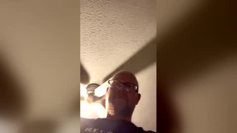 Snapshot of billv0311 chatting on 04/20/26, 05:10 billv0311 online show from 04/20/26, 05:10