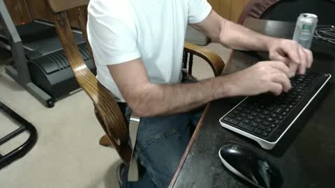 Snapshot of billy471 chatting on 12/24/24, 10:28 billy471 online show from 12/24/24, 10:28