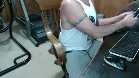 Snapshot of billy471 chatting on 01/22/25, 10:15 billy471 online show from 01/22/25, 10:15