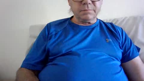 Snapshot of billydubs chatting on 05/19/26, 03:51 billydubs online show from 05/19/26, 03:51