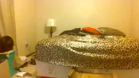 Snapshot of bimbogiga chatting on 06/14/26, 02:24 bimbogiga online show from 06/14/26, 02:24