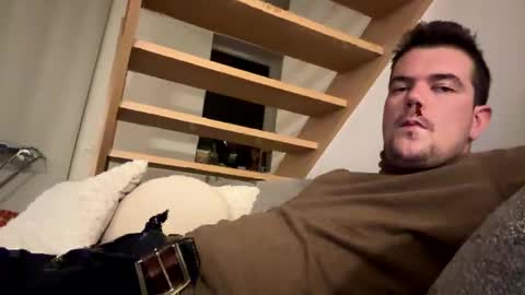 bingeling123 online show from 10/11/25, 11:03