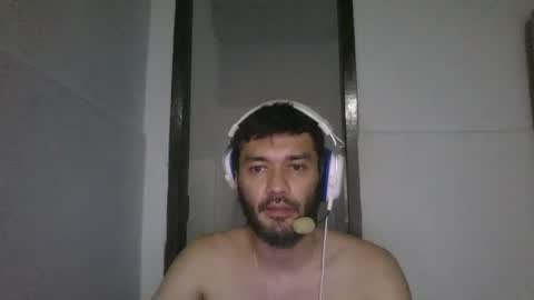 binhodm1 online show from 01/03/25, 09:36