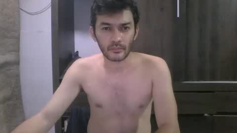 binhodm1 online show from 01/17/25, 12:10