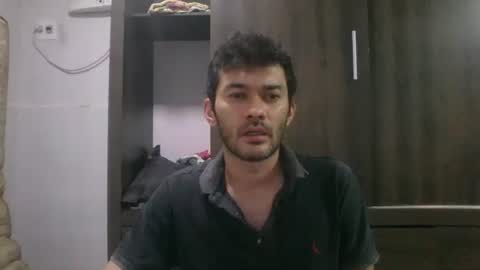 binhodm1 online show from 01/17/25, 04:39