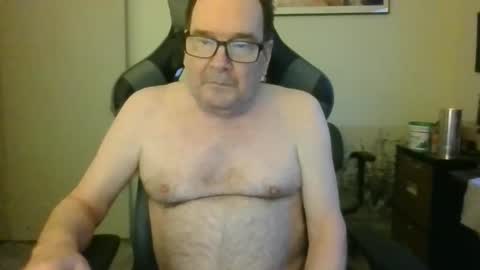 Snapshot of bink195234 chatting on 11/16/25, 09:31 Bink195234 online show from 11/16/25, 09:31